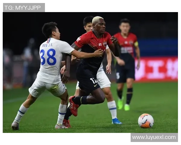 深圳足球队在洲际杯中的意识表现分析与点评 深圳足球队在洲际杯中的意识表现分析与点评