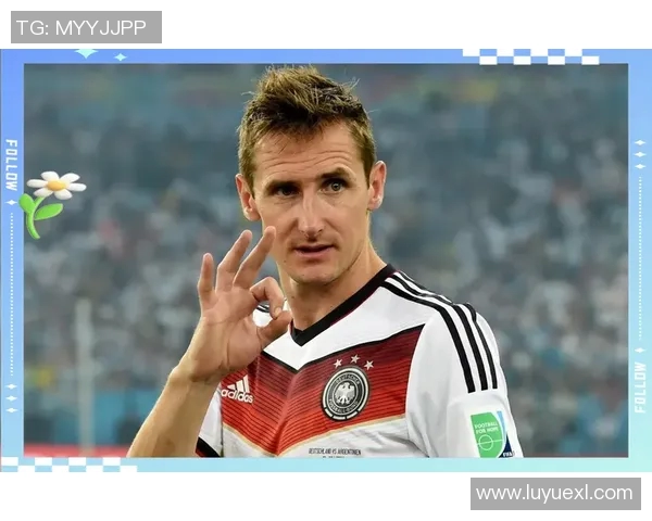 荷兰足球明星的辉煌历程与成就解析 荷兰足球明星的辉煌历程与成就解析